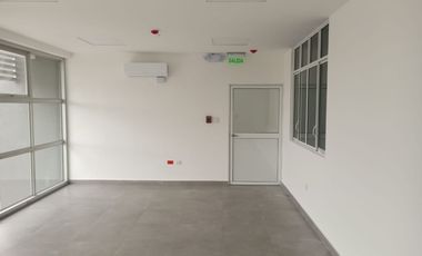Bodega de alquiler en el Parque de Negocios Nexus, Autopista Narcisa de Jesús.