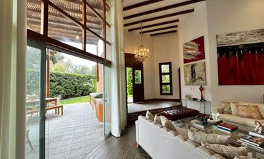 CASA DE CAMPO CON  PISCINA Y LINDA ARQUITECTURA 🔆🏡