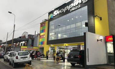 Venta De Stand 8 M2 Al Costado Del Eden (GCUCHO,LIMA1)