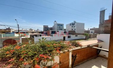 Vendo Casa En Huanchaco Calle Las Palmeras 461M² $260,000.00