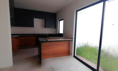 PREVENTA CASA CON ROOF GARDEN DENTRO DE COTO, SENDEROS MONTE VERDE, TLAJOMULCO