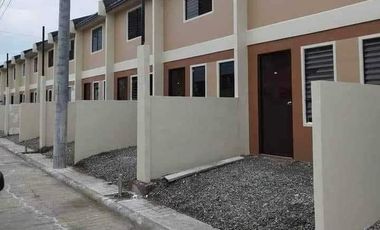 CAYANG CAYA mong magkabahay this year! The Most Affordable Townhouse in San Pablo City Near SPC Medical Center