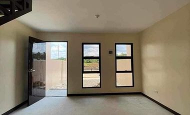CAYANG CAYA mong magkabahay this year! The Most Affordable Townhouse in San Pablo City Near SPC Medical Center