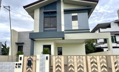 Introducing a Stunning 4-Bedroom House and Lot at The Grand Parkplace Village in Imus, Cavite