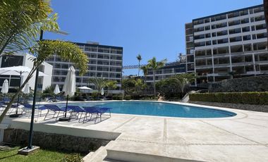 Departamento remodelado con vista al mar en Fracc Las Playas Acapulco