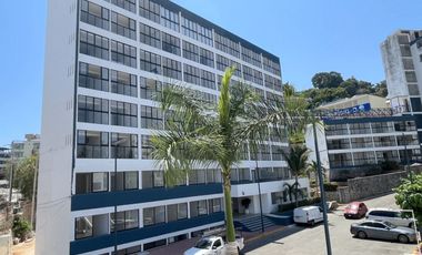 Departamento remodelado con vista al mar en Fracc Las Playas Acapulco