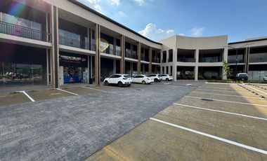 LOCAL COMERCIAL EN RENTA PLAZA CIUDALIA 125 M2 BLVD SAN FELIPE