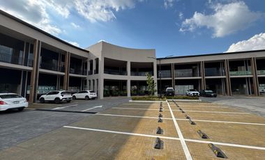 LOCAL COMERCIAL EN RENTA PLAZA CIUDALIA 125 M2 BLVD SAN FELIPE