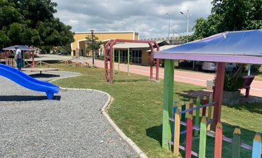 casa en urbanización de venta en Montecristi