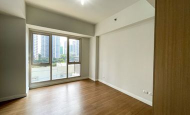 3 Bedroom Unit with Parking for sale at Two Maridien BGC Taguig City