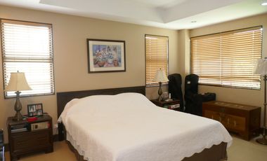 130sq.m. furnished penthouse condo unit of 2-BR in Coralpoint Resort-Mactan @ P60k/month