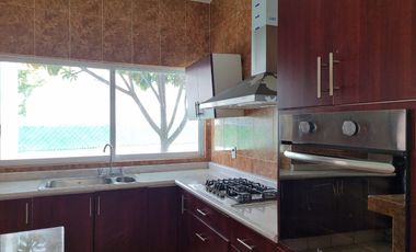 Casa en Lomas de Cocoyoc, Atlatlahucan, Morelos.