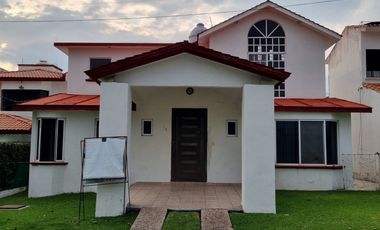 Casa en Lomas de Cocoyoc, Atlatlahucan, Morelos.