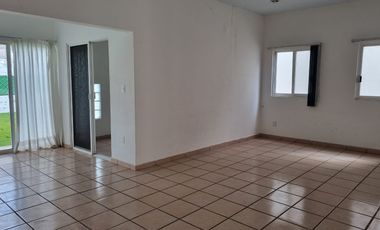 Casa en Lomas de Cocoyoc, Atlatlahucan, Morelos.