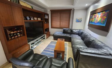 Lomas de Urdesa, Venta de Excelente Departamento 5 dormitorios amoblado con Vista a la ciudad y areas sociales