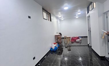 se alquila local comercial 60 m2