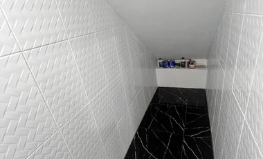 se alquila local comercial 60 m2