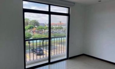 Alquiler de Departamento 1er piso Urbanización Parque Magno