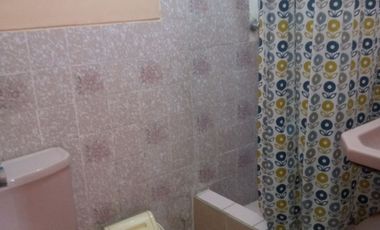VENDO CASA DE DOS PISOS CERCA AL HOSPITAL REATEGUI DELGADO