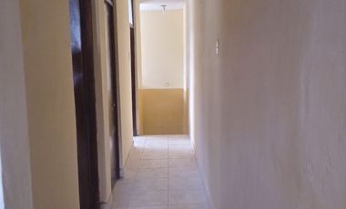 VENDO CASA DE DOS PISOS CERCA AL HOSPITAL REATEGUI DELGADO