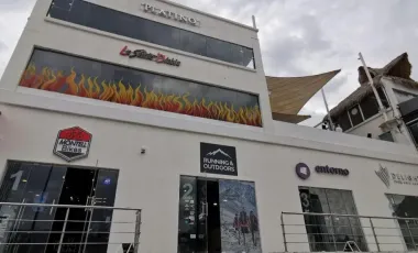 # Edificio Comercial en Zona Plateada, Pachuca de Soto, Hidalgo.