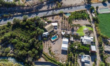 Parcela con casa, piscina y dos cabañas. Potencial turístico. Varillar, Valle del Elqui. $280 millones