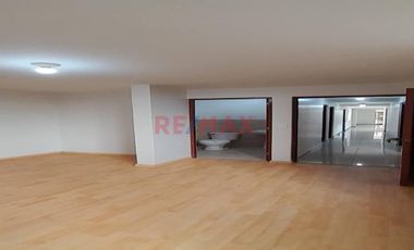 Oportunidad!! Departamento En Venta Frente A Parque En Urb, San Antonio De Carabayllo.