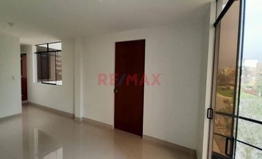 Oportunidad!! Departamento En Venta Frente A Parque En Urb, San Antonio De Carabayllo.