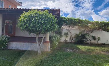 Casa campestre cerca de la laguna en Cajititlan.