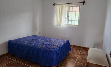 Casa campestre cerca de la laguna en Cajititlan.