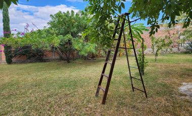 Casa campestre cerca de la laguna en Cajititlan.