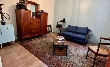 Casa de 4 dormitorios, 2 baños, estacionamiento