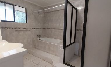 Gran Casa Como Nueva Y Con Todas Las Comodidades