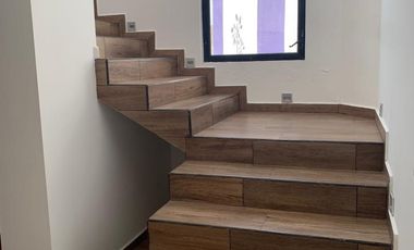 EN VENTA HERMOSA  CASA NUEVA EN RESIDENCIAL ALBERIA.