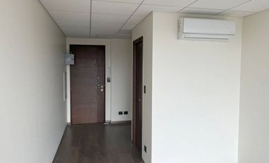 Vendemos oficina en Edificio Business Center