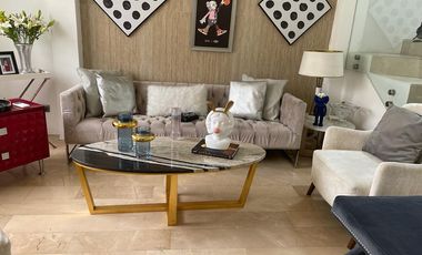 Ciudad Celeste, Renta de Linda Casa 4 Dorm. con Piscina sin Muebles