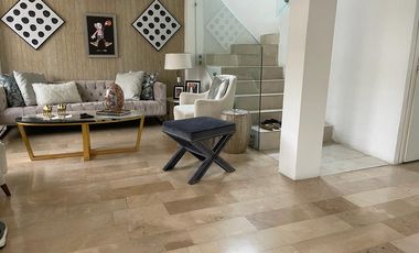 Ciudad Celeste, Renta de Linda Casa 4 Dorm. con Piscina sin Muebles