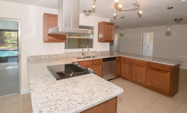 VENTA DE BONITA Y MUY ACOGEDORA CASA EN SM 27, CANCÚN, QUINTANA ROO