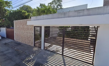 VENTA DE BONITA Y MUY ACOGEDORA CASA EN SM 27, CANCÚN, QUINTANA ROO