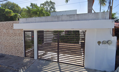 VENTA DE BONITA Y MUY ACOGEDORA CASA EN SM 27, CANCÚN, QUINTANA ROO