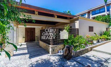 Fully Furnished 2 Bedroom Beachfront Villa for Rent in Mactan