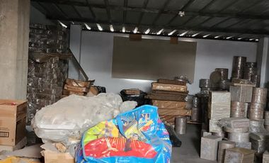 Locales industriales y departamento en venta - Los Olivos