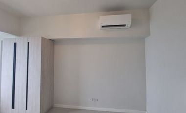 FOR SALE RFO Seaview Studio Unit in Mandani Bay