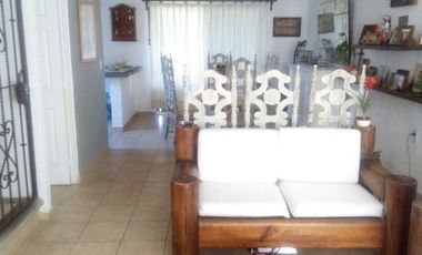 Casa en venta con alberca en Alejandria