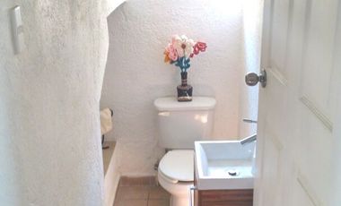 Casa en venta con alberca en Alejandria