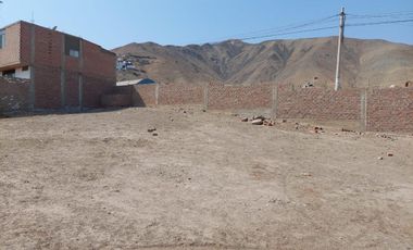 Se Vende Terreno En Esquina Chilca!