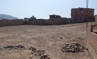Se Vende Terreno En Esquina Chilca!