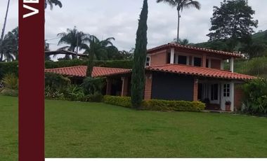 🏡 VENDO🏠Hermosa Casa-Finca Ubicada en la Vereda el Noral.