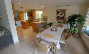 Via La Costa, Renta de Hermosa Casa 4 Dorm. con Piscina y Jacuzzi