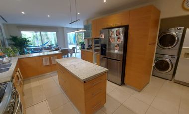 Via La Costa, Renta de Hermosa Casa 4 Dorm. con Piscina y Jacuzzi